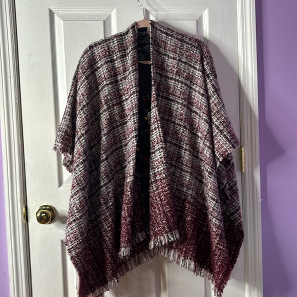 Open Knit Shawl - Picture 2 of 5
